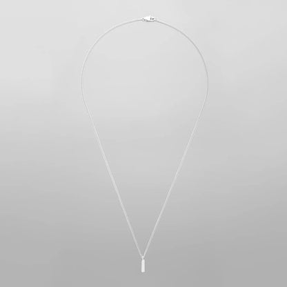 MINIMALIST STAINLESS STEEL NECKLACE WITH RECTANGULAR PENDANT